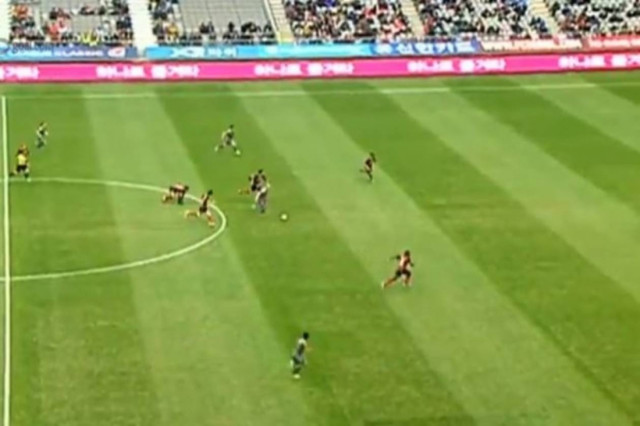 Αυτό είναι το γκολ της... χρονιάς. Δείτε το...