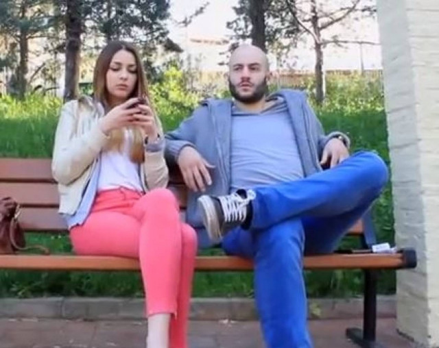 Ερασιτεχνική ομάδα ηθοποιών αναστατώνει τις φοιτητικές εκλογές