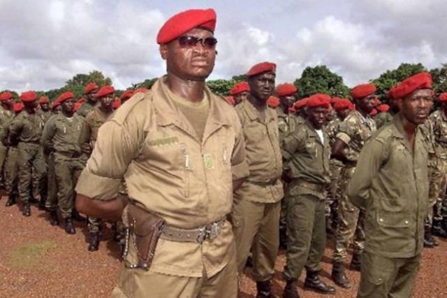 Γουινέα Μπισσάου: Συνελήφθη ο πρώην επικεφαλής του Πολεμικού Ναυτικού