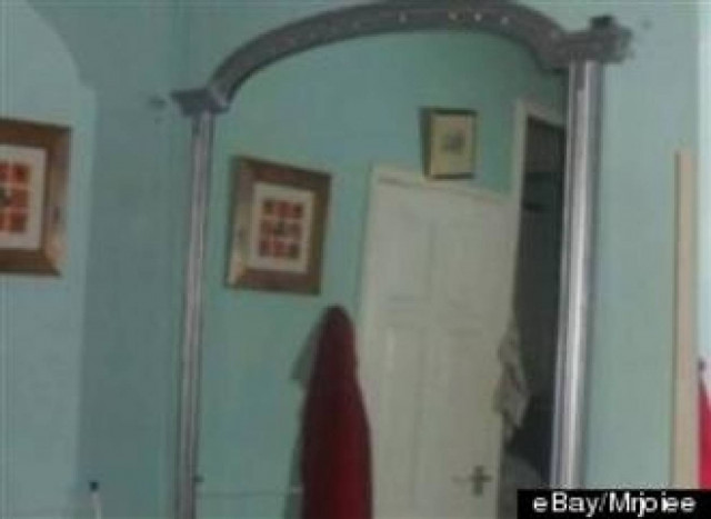 Δείτε τι πούλησε ΄Ελληνας στο ebay!