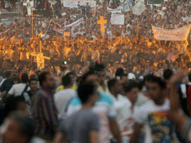 Αίγυπτος: Βίαια επεισόδια μετά την κηδεία χριστιανών κοπτών