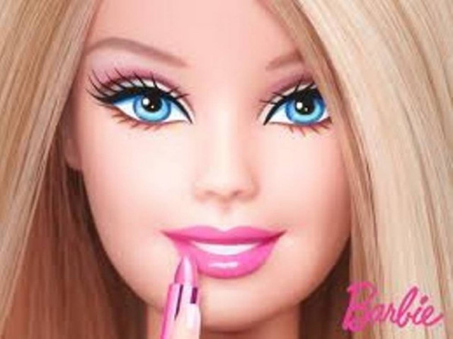 Δείτε τη Barbie χωρίς μακιγιάζ!