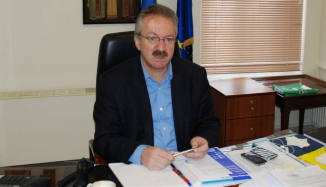 Ξέφυγαν οι Σκοπιανοί: Απαιτούν από το Δήμαρχο Φλώρινας να μιλά σλάβικα