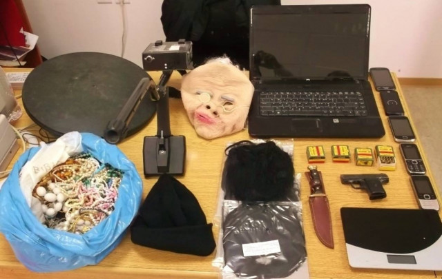 Ένοπλοι έσπερναν τον τρόμο - Σκότωσαν ηλικιωμένο (pics)