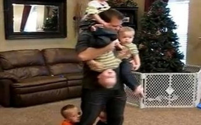 Κορυφαίο βίντεο: Οι δυσκολίες του να είσαι... μπαμπάς!