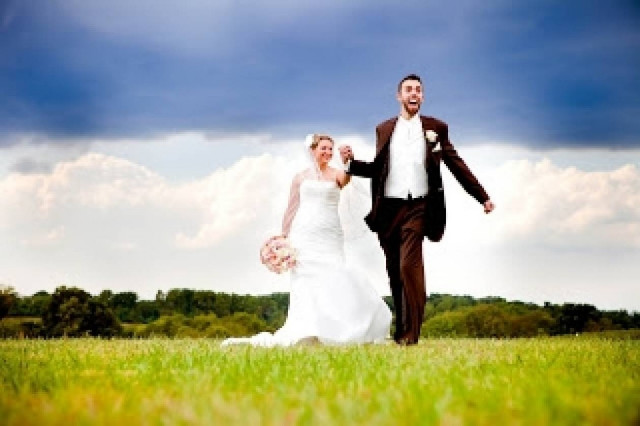 Τα πιο παράξενα έθιμα γάμου στον κόσμο...