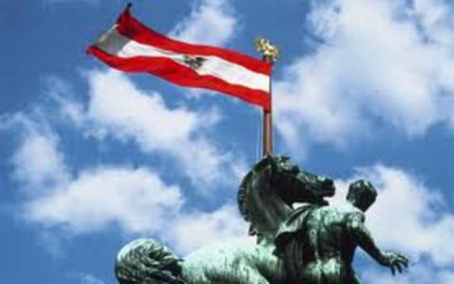 Αυστρία: Τραπεζίτης επέστρεψε 2 εκατ. ευρώ από τον μισθό του!