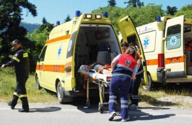 Πάτρα: Νεαρή παρασύρθηκε από αυτοκίνητο - Την εγκατέλειψε ο οδηγός