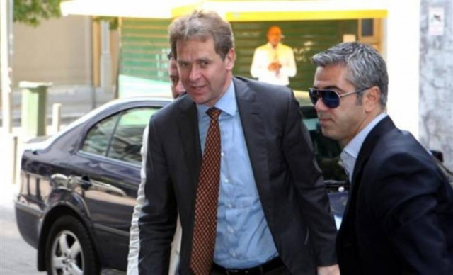 Σε εξέλιξη η συνάντηση Βενιζέλου - τρόικας