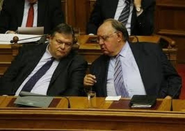 Πολιτικό μενού και χάμπουργκερ για Βενιζέλο - Πάγκαλο