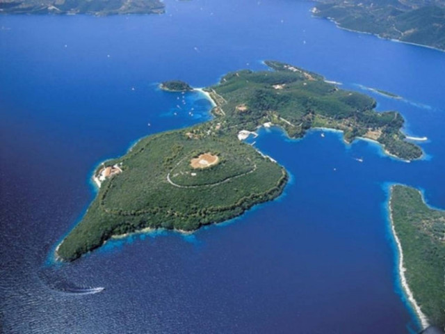 Εκπρόσωποι του Ριμπαλόβλεφ επιβεβαιώνουν την αγορά του Σκορπιού