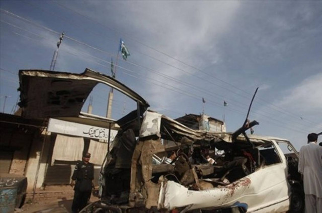 Έννεα νεκροί από έκρηξη σε λεωφορείο