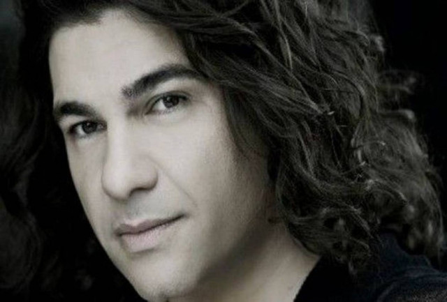 Νίκος Κουρκούλης: Πως νίκησε τον καρκίνο ο λαϊκός τραγουδιστής!