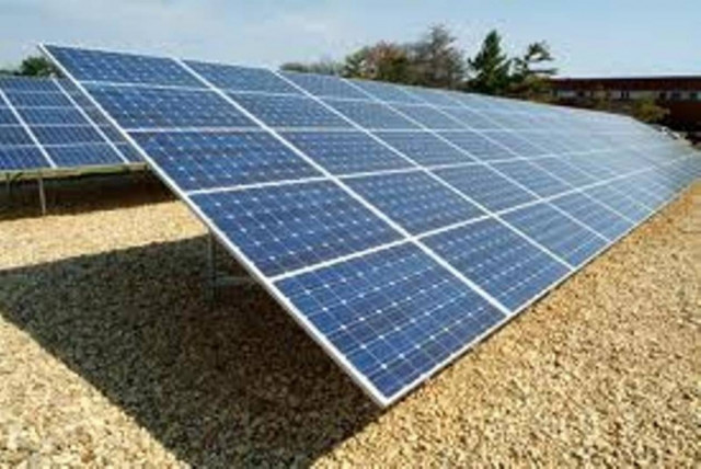 Όλο και περισσότεροι στρέφονται στις ανανεώσιμες πηγές ενέργειας