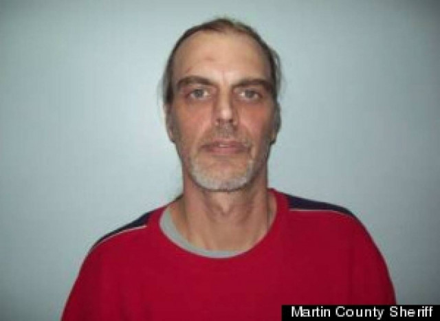 ΦΡΙΚΗ: Κοιμόταν επί μέρες δίπλα στη νεκρή κοπέλα του