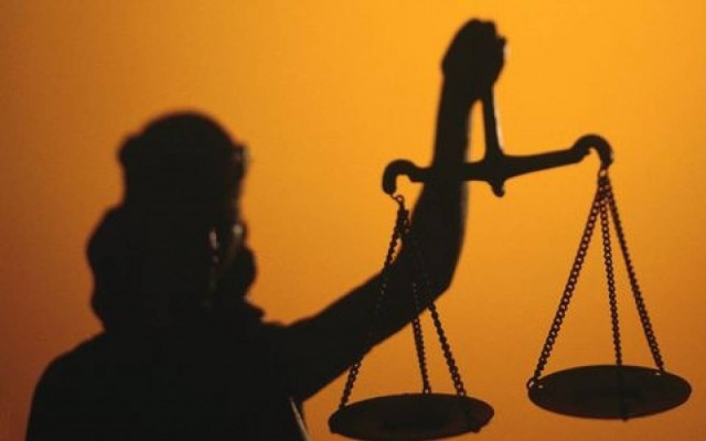 «Σε συμβολικά δώρα αναφέρεται η διάταξη για το "φακελάκι"»