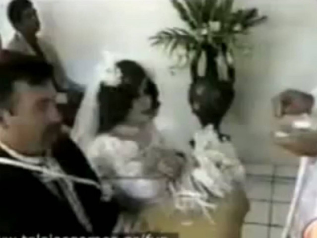 Βίντεο: Απίστευτο σκηνικό σε γάμο