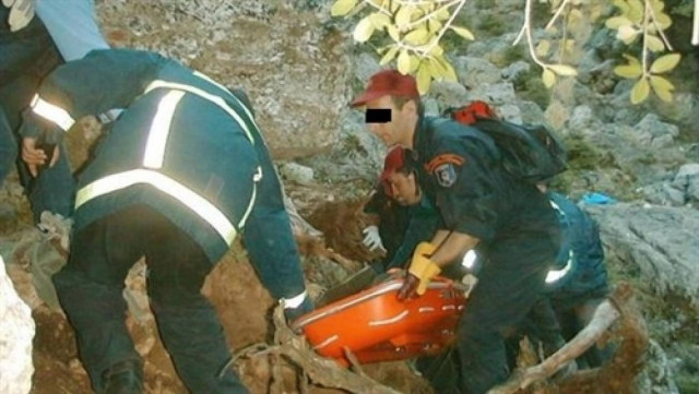 Ώρες αγωνίας για έναν 35χρονο που έπεσε σε χαράδρα