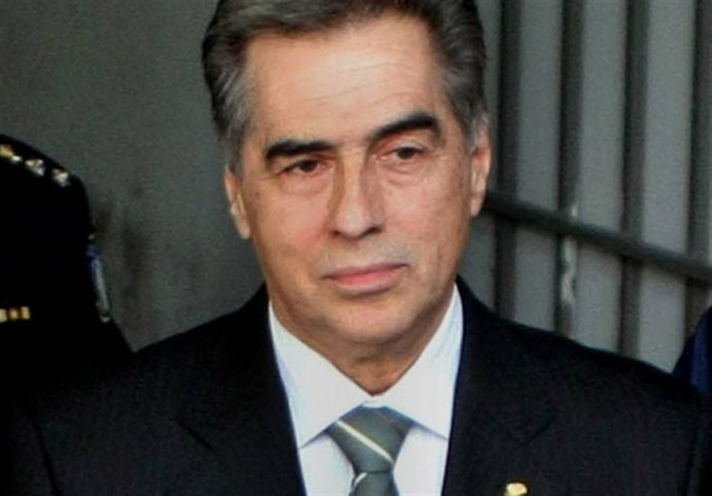 Παπαγεωργόπουλος: Στείλτε μου όργανα γυμναστικής στη φυλακή