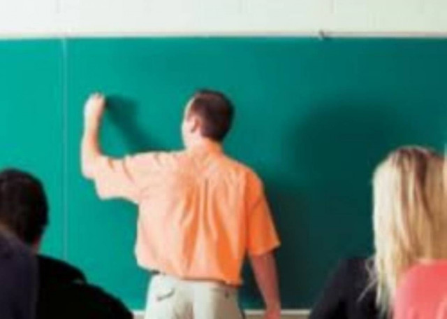 Αντιδρά η ΟΛΜΕ για τις αποσπάσεις καθηγητών