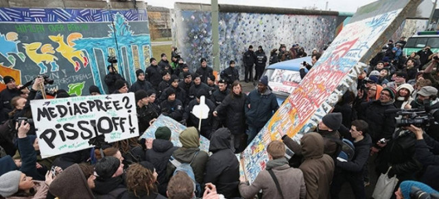 Το Βερολίνο είναι ακόμη χωρισμένο- Δείτε την απίστευτη αεροφωτογραφία