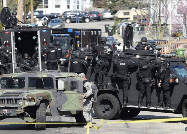 Τρόμος σε κάθε γωνία της Βοστώνης- Ζωσμένος με εκρηκτικά ο 19χρονος;