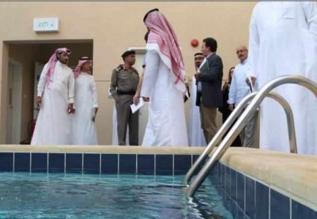 Σεξ,πάρτι και σπα για να ξεχάσουν την Αλ Κάιντα (pics)