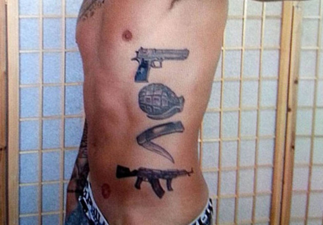 Ποδοσφαιριστής έκανε τρομοκρατικά τατουάζ