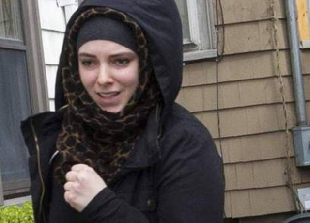 Η σύζυγος του Ταμερλάν Τσαρνάεφ ασπάστηκε το Ισλάμ για χάρη του