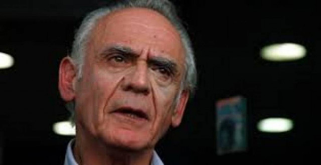 Südwest Presse για 'Ακη : Κάποτε οι πολιτικοί ήταν στο απυρόβλητο