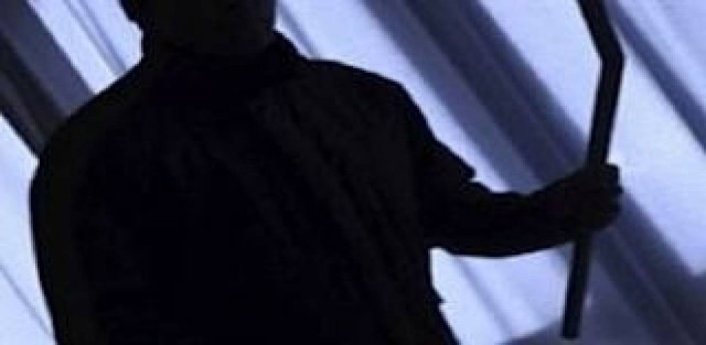 Πάτρα: Κουκουλοφόροι επιτέθηκαν σε νεαρό