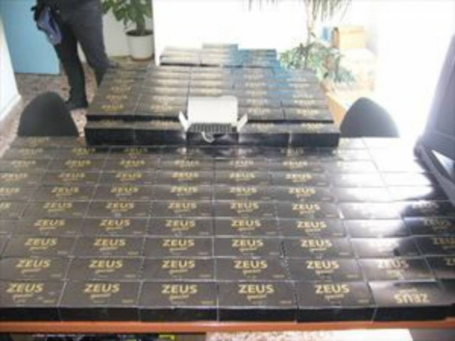 Είχαν στόχο να γεμίσουν με κροτίδες τη Σητεία (pics)