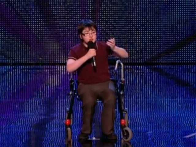 Βίντεο: Ο 14χρονος που συγκλόνισε την Αγγλία