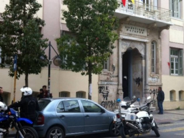 Ένταση στην Κρήτη: «Αφήσατε το φονιά ελεύθερο!»