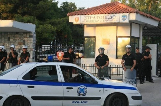 Απόδραση αλλοδαπών από το Κέντρο Κλειστής Φιλοξενίας Κορίνθου