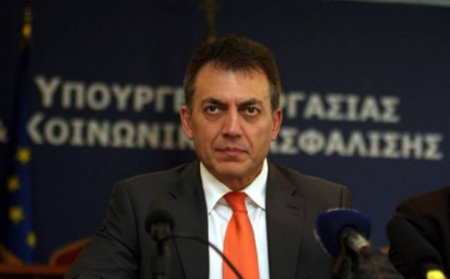 Σύσκεψη στο Υπουργείο Εργασίας για την Μανωλάδα