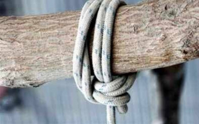 ΣΟΚ στη Φθιώτιδα: 48χρονος κρεμάστηκε μέσα στη στάνη του