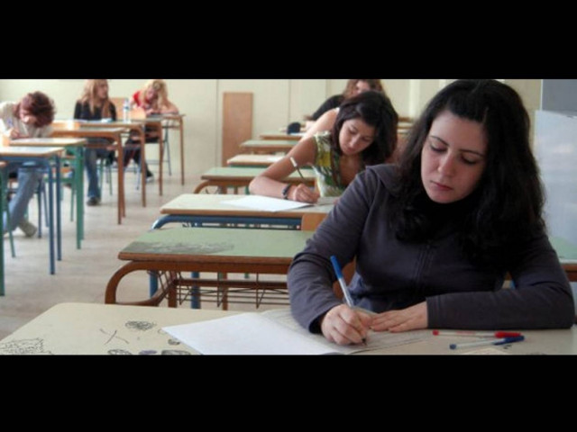 Απειλούν με απεργίες οι καθηγητές μέσα στις Πανελλάδικές