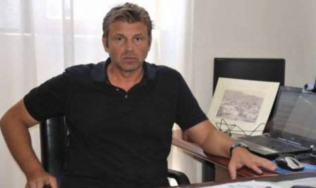 Πάσχα 2013: Ο Γκλέτσος μοιράζει αρνιά στη Στυλίδα