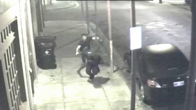 ΣΟΚ: Δείτε τη στιγμή που αφόπλισε το ληστή που του επιτέθηκε