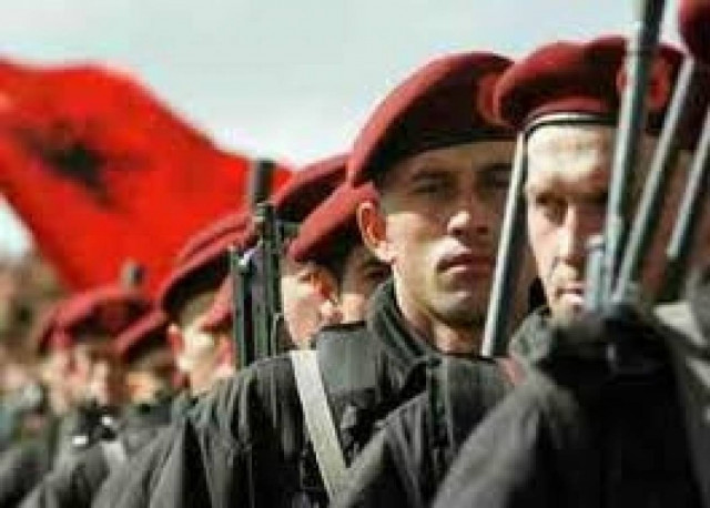 Σκόπια : Οι Αλβανοί τίμησαν την επέτειο του UCK