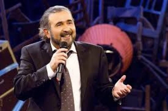 Ποια είναι η πραγματική ηλικία του Λάκη Λαζόπουλου;