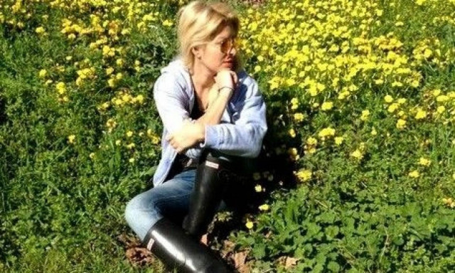 Οι ευχές της Μενεγάκη για το... σούβλισμα