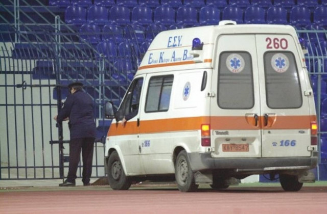 Συνταξιούχος ξεψύχησε μέσα σε γήπεδο