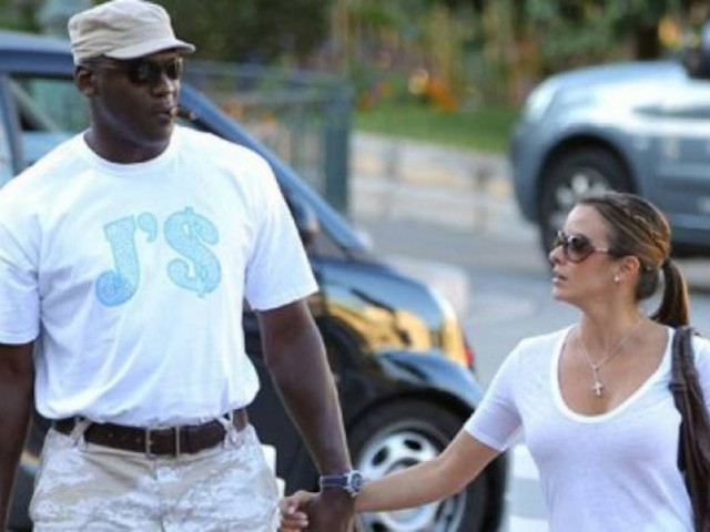 Χαμός στις Σπέτσες για τον Μάικλ Τζόρνταν