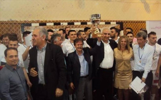 Ελληνίδα βουλευτής πανηγύρισε μπαίνοντας στο γήπεδο