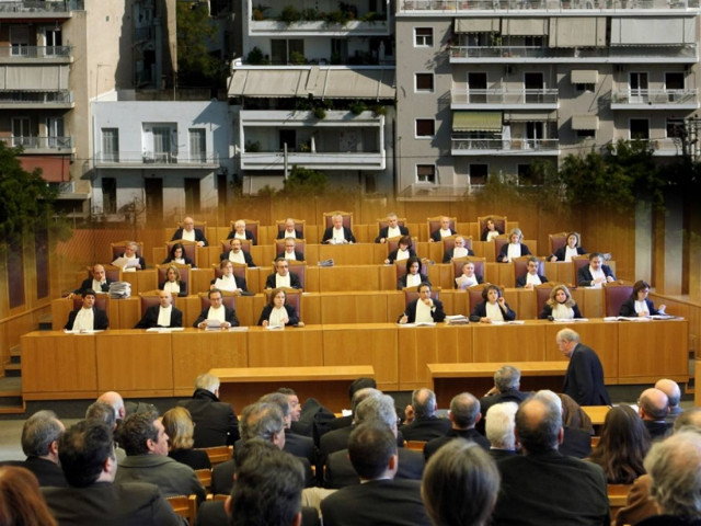 Αυθαίρετα: Στον αέρα οι ιδιοκτήτες μετά την απόφαση του ΣτΕ