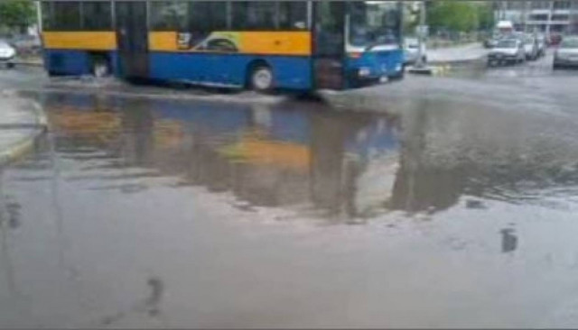 Πλημμύρισε και πάλι η Καστοριά