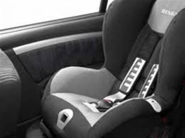 ΣΟΚ: Πατέρας ξέχασε τον 2χρονο γιο του στο αυτοκίνητο και τον σκότωσε