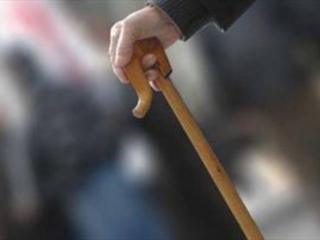 Χανιά: 79χρονος μπούκαρε σε ξένο σπίτι για να κάνει σεξ!